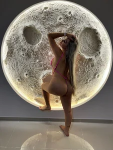 In the moon 😊 od milaowens  snímek