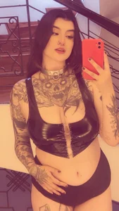 mia_jaggerPerfect in Black 🖤💦图片 2