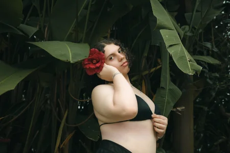 Sexy Outdoor Girl 😈✨💋 de catleya_noire  Imagens