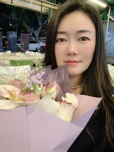 Molly-xiao Public Pic 3