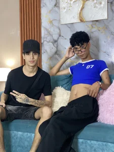 NAUGHTY_BOYS1Public Bild 4