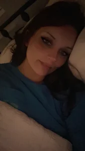 Zdjęcia Couple2playwith Mollys SFW album:  2