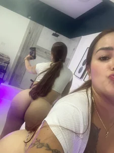 KenaiGales Holi🔥 Bilde 2