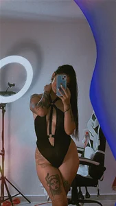 Marianamonroe_ Public Pic 2