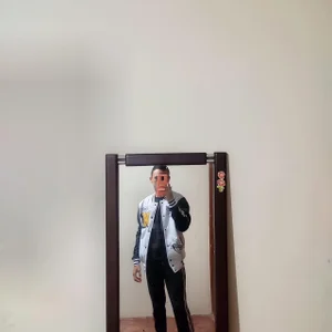 Public de AndresSolorzano1  2 Imagens