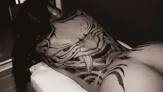 sophie_rizoo The final result of my tattoo is getting closer and closer 😏😍 Pic 5