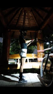 jisu820 야외 노출? 라이딩하다 땀 식히기~~! Pic 4