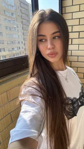 LypsiXo Public Pic 4