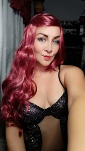 adri_smoke Public Pic 4