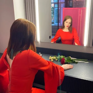 Molly_Mills Public Pic 3