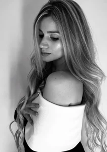 Im shining 💗 de VanesaGray  4 Imagens