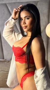 KittiKateXXXのPublicの 2枚の写真