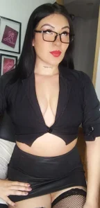 hannasky_ Your secretary Bilde 3