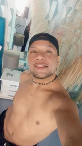 charlotte1_sweet: Public ( 2 фото)