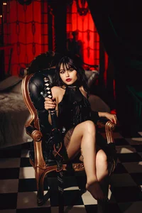 EmilyWithe kullanıcısının Pleasure Vampire🕯️ albümü -  5 fotoğraf