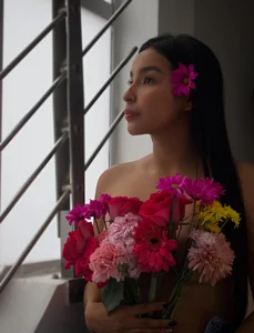 AniEvans_ my beautiful face in spring Immagine  2