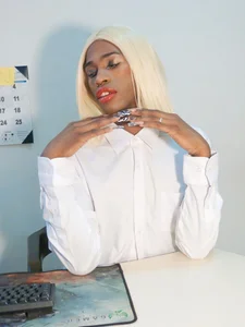 Kendall_Gil Shall we play at being your secretary? Billede 5