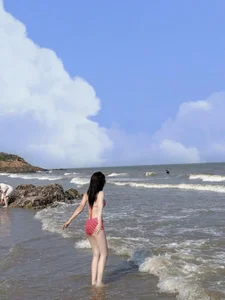 Zara_Lina Public Foto