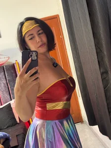 mujer maravilla sexy de Anastasia_evans444 Foto 2