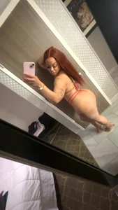 Public de Missprettythang  Imagens