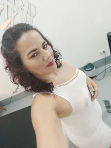 sofiamature01 Public Pic 6