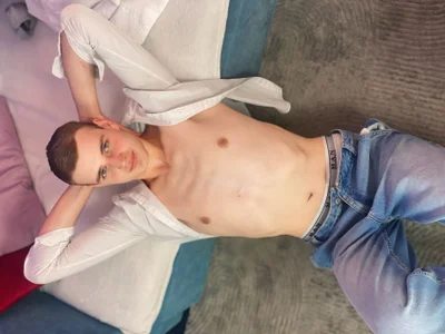 HereAlexColee Public Foto 3