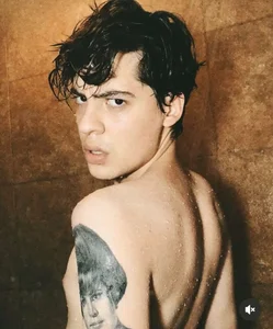 sfw de luckyrodmx  3 Imagens