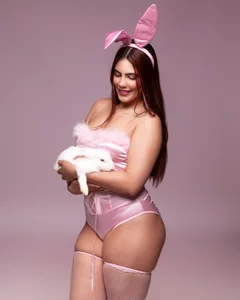 Playboy bunny🐰 de VictoriaCas_  6 Imagens