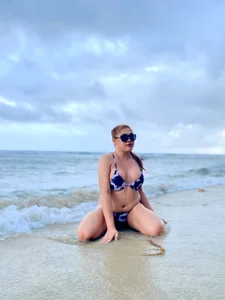 MaxeneCullensのMake me wetの 3枚の写真