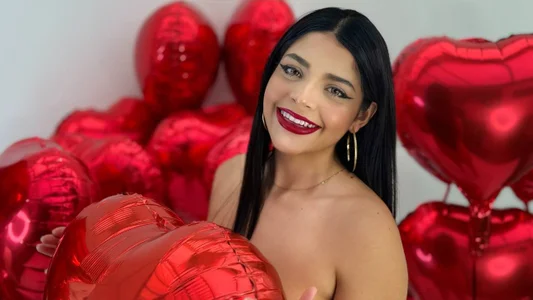 ArieliciousXXX Love Me Pic