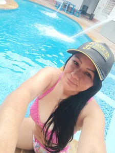 NoirHoney Public Pic 2