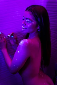 MollyHeadley Neon 😜 Foto 5