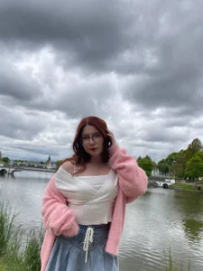 AliceAllisons Public صورة واحدة|AliceAllisons Public صورتان|AliceAllisons Public  2 صور|AliceAllisons Public  2 صورة