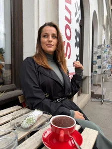 FreyaHeart Coffee time with a twist☕ Pic 2