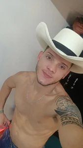 ramseeshのGomelo y Montañero🤠の枚の写真