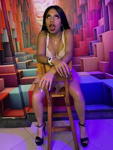 arianaa_tompsoon magic Pic 4