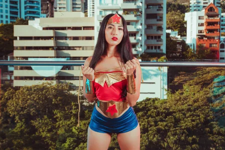 AnnHouston1 Your Wonder Woman🎃 Pic 7