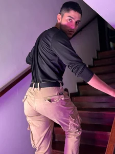 LiamNovak Public зображення