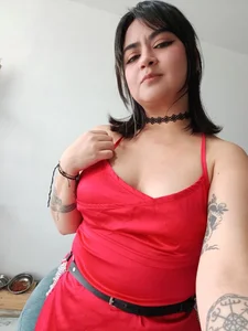 LylaVixxen Red dress 🍓 Pic 2