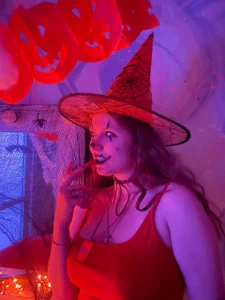 foxy_tease_ Halloween time 🎃♣️ Bilde 3