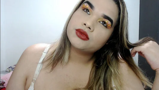 kami_hot_ts I hope that being sexy is not a crime I do not want to see myself prey Foto 2