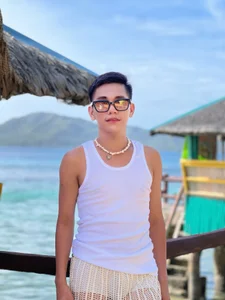 🍃🏝️🌴 de drinkmycumx  2 Imagens