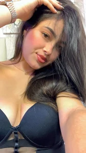 Jaslyn__Smith pre birthday 🙈🥴🥺💋 Foto 2