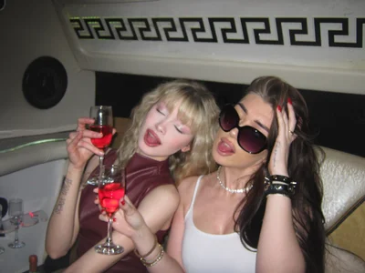 BellaSecrettt bella and her birthday Immagine  8
