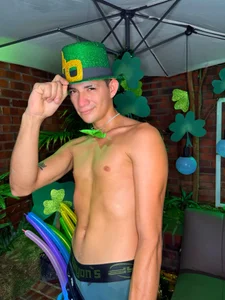 Dylan_awa Happy Month🍀🕺 Billede 2