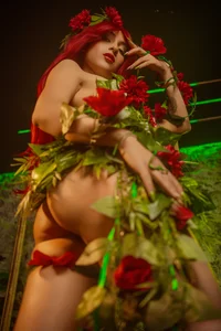 Anseru_ God is a woman, powerfull, poisonous and red hair ❤️ slika 7