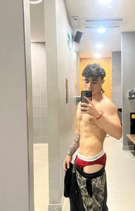 Zack_Bellmont1 Did you go to the gym yet? Immagine  4