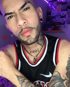 Diilanhott handsome Kuva 2