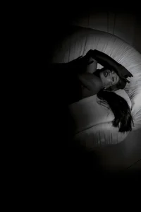 SavannahStorm Session 1: Elegant Black Pic 2