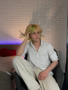 JameMilann: 🩶 ( 7 фото)